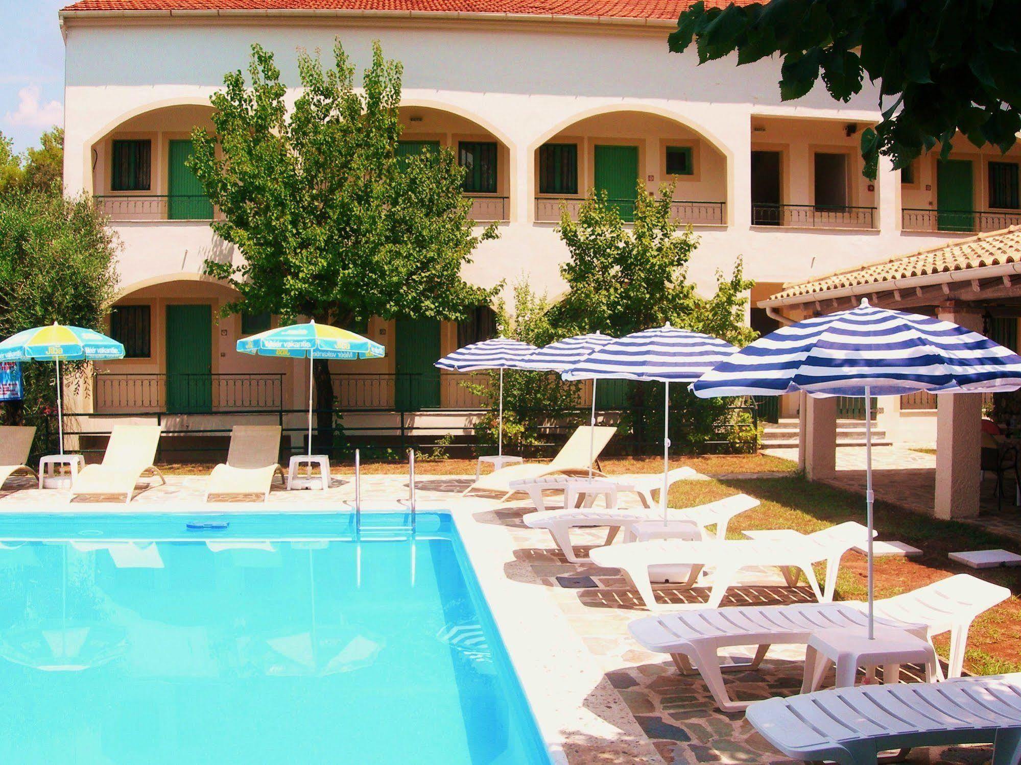 Villa Karmar Hotel Apartments Dassia  Luaran gambar